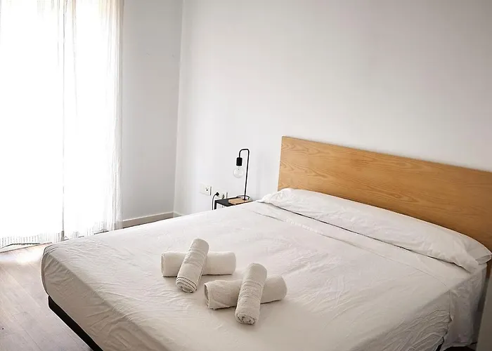 Two Room Two Bath With A Big Private Terrace Appartement *