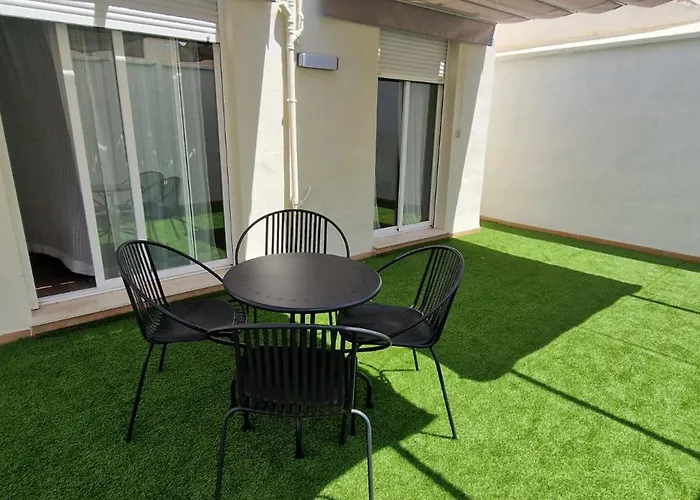 Two Room Two Bath With A Big Private Terrace